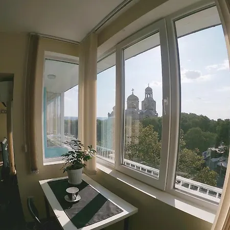 By The Cathedral - Center - 2 Bedroom Flat Апартаменты Варна