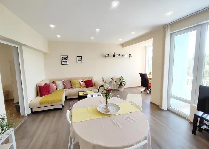 By The Cathedral - Center - 2 Bedroom Flat Varna